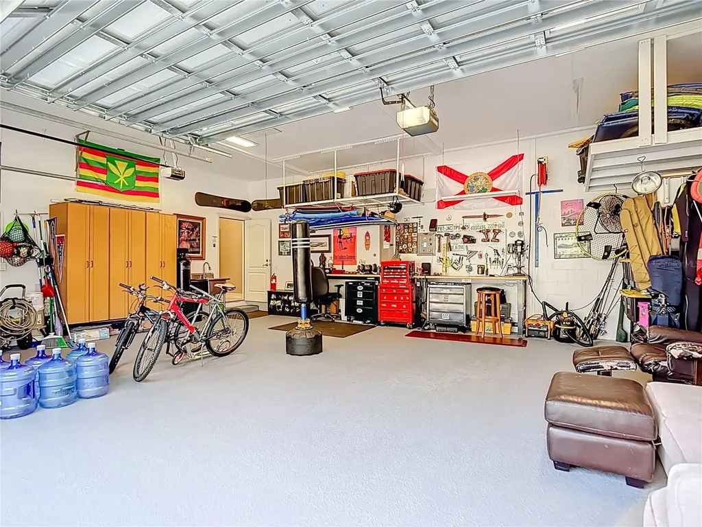 2425 Valrico Forest Drive Valrico FL 33594