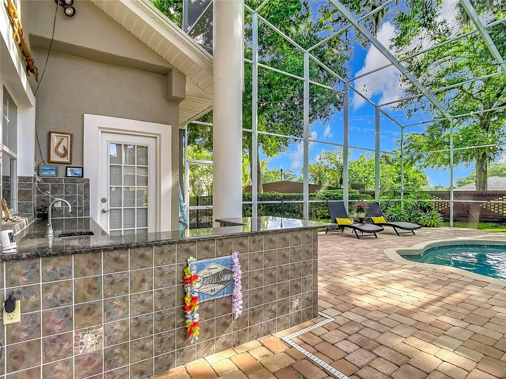 2425 Valrico Forest Drive Valrico FL 33594