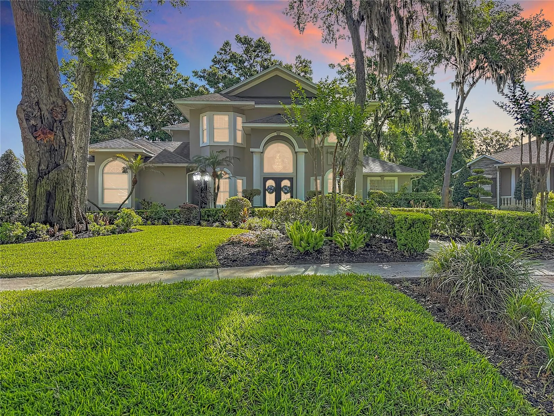 2425 Valrico Forest Drive Valrico FL 33594