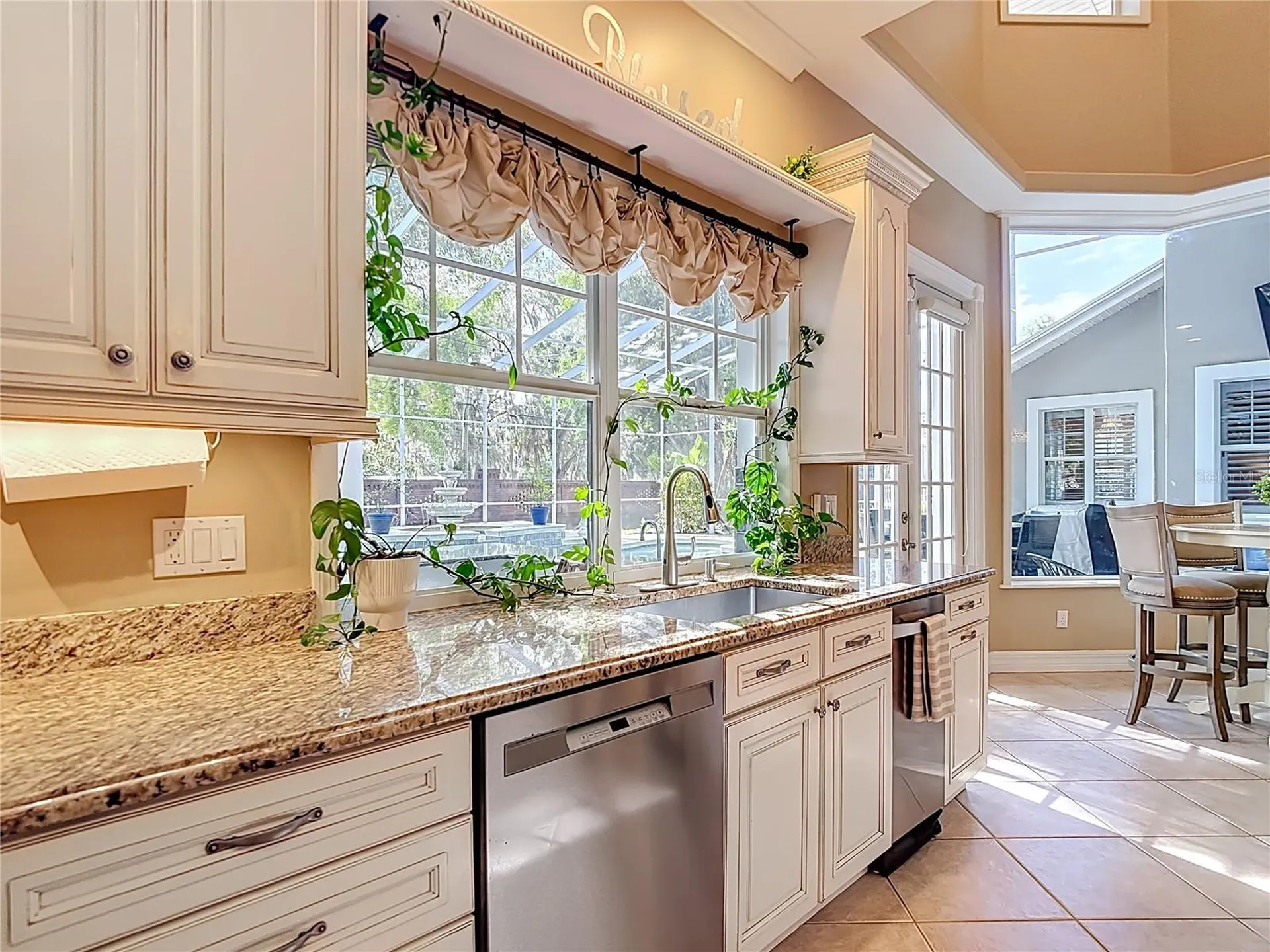 2425 Valrico Forest Drive Valrico FL 33594