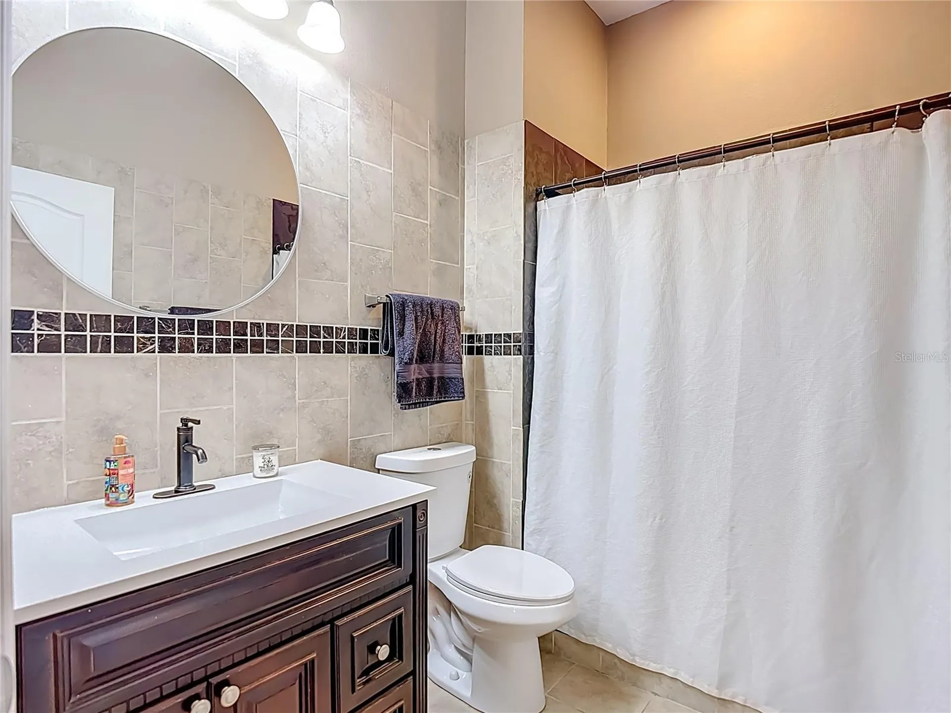 2425 Valrico Forest Drive Valrico FL 33594