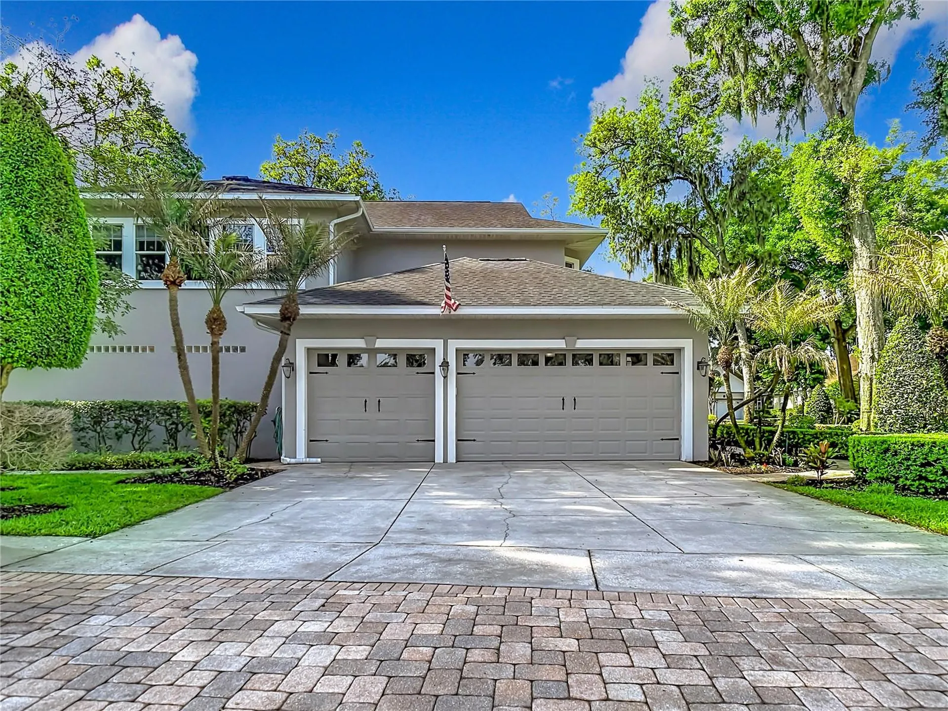 2425 Valrico Forest Drive Valrico FL 33594