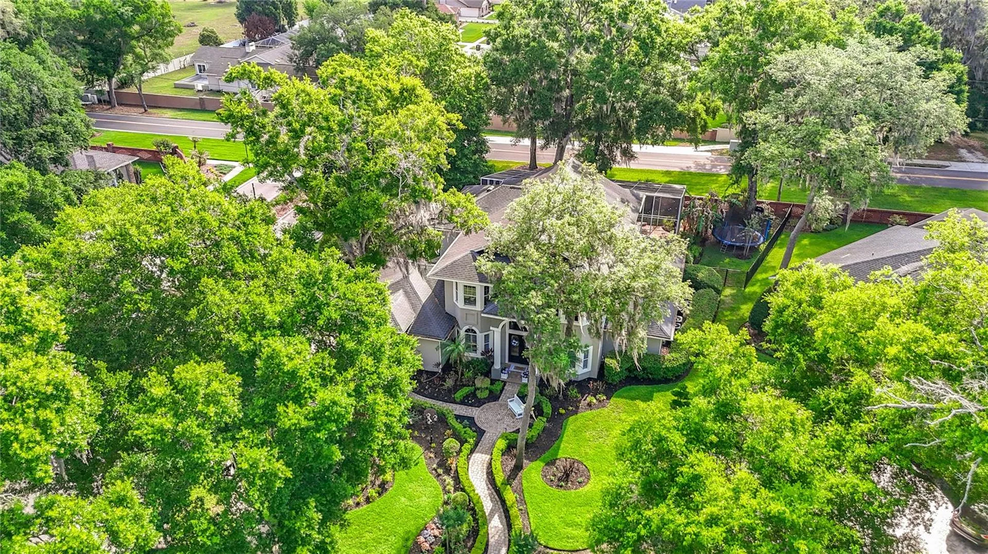 2425 Valrico Forest Drive Valrico FL 33594