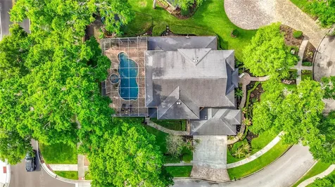 2425 Valrico Forest Drive Valrico FL 33594