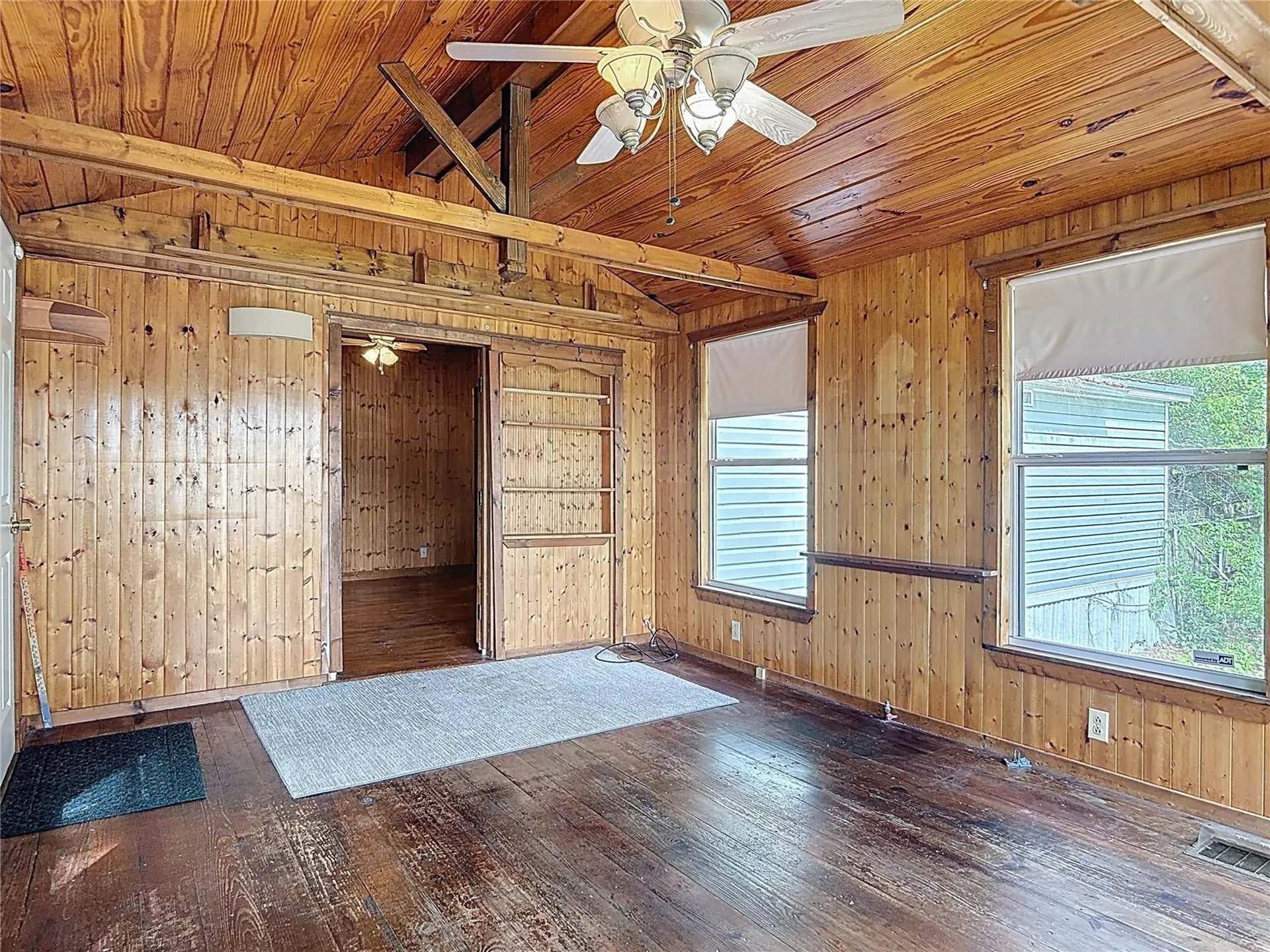 27912 Lake Avenue Paisley FL 32767
