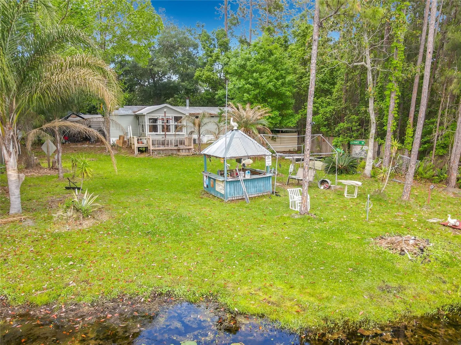 27912 Lake Avenue Paisley FL 32767