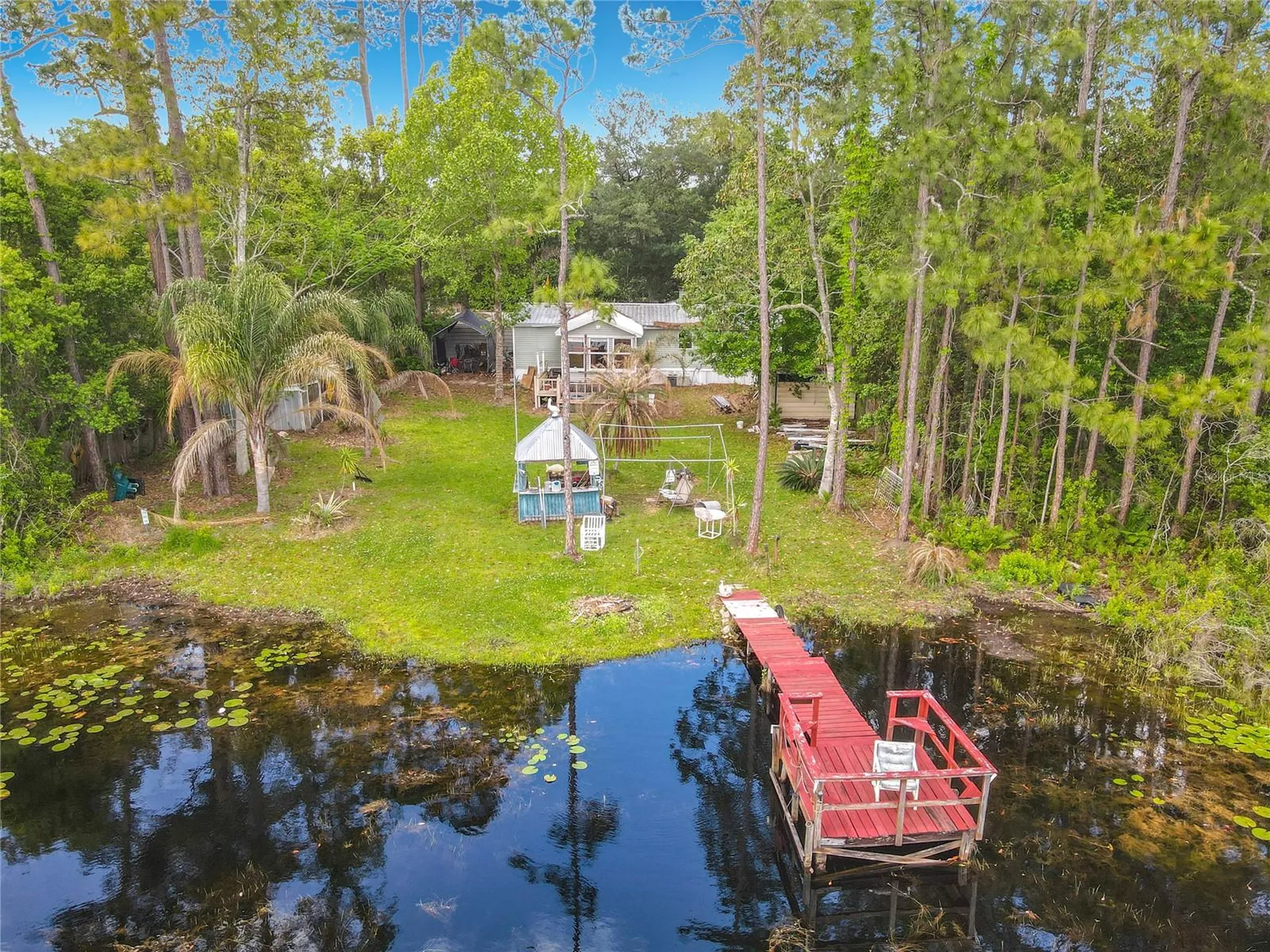 27912 Lake Avenue Paisley FL 32767