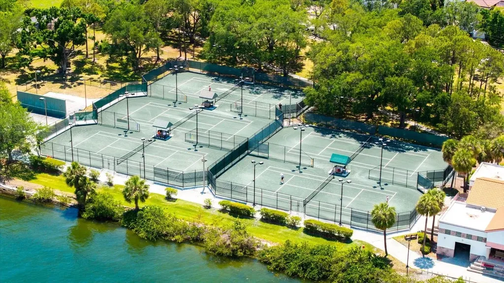 91 Davis Boulevard Tampa FL 33606