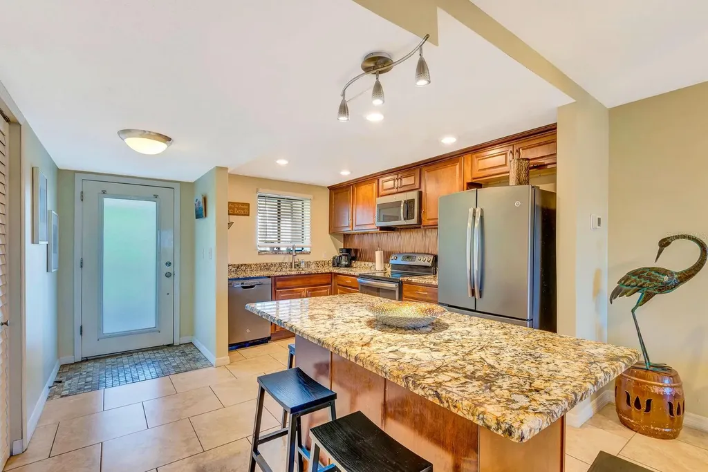 350 S Polk Drive Sarasota FL 34236