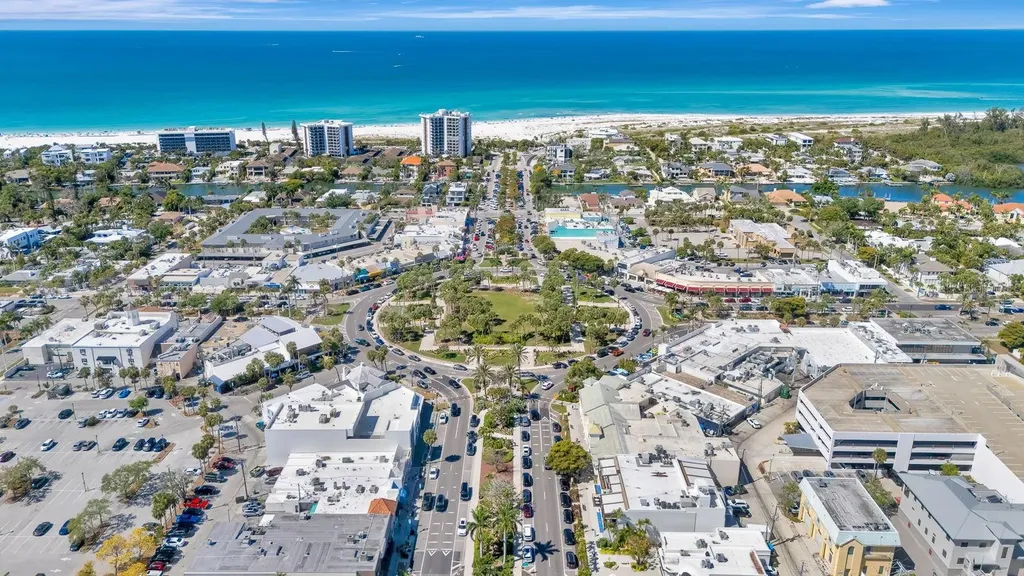 350 S Polk Drive Sarasota FL 34236