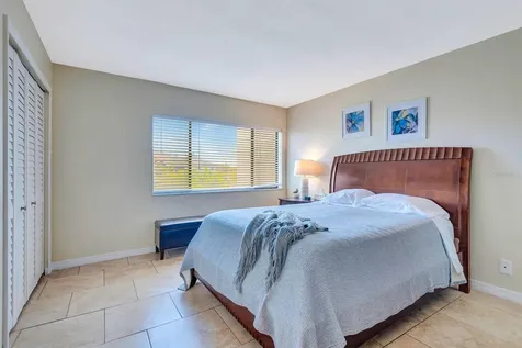350 S Polk Drive Sarasota FL 34236