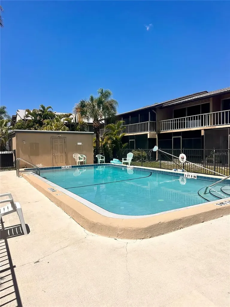 2948 Clark Boulevard Sarasota FL 34231