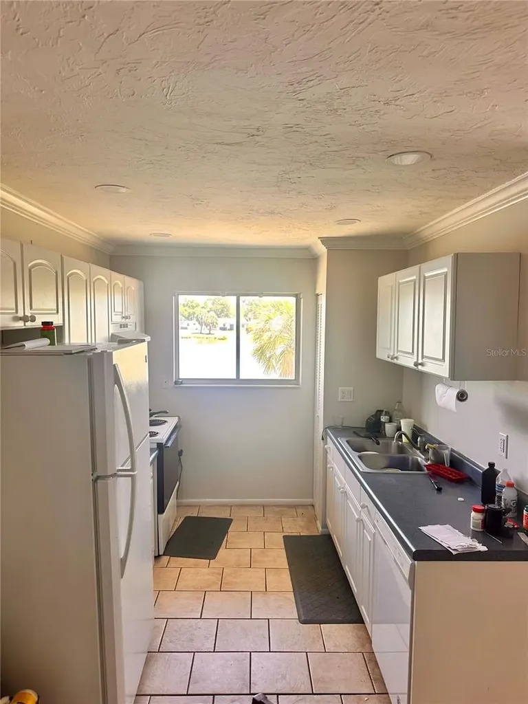 2948 Clark Boulevard Sarasota FL 34231