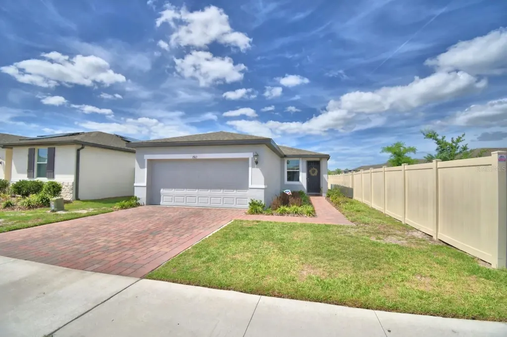 3563 Broadwing Boulevard Kissimmee FL 34759