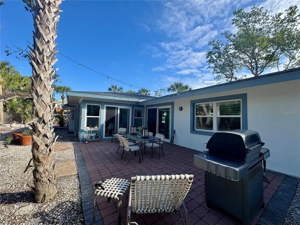 7372 Melaleuca Way Sarasota FL 34242