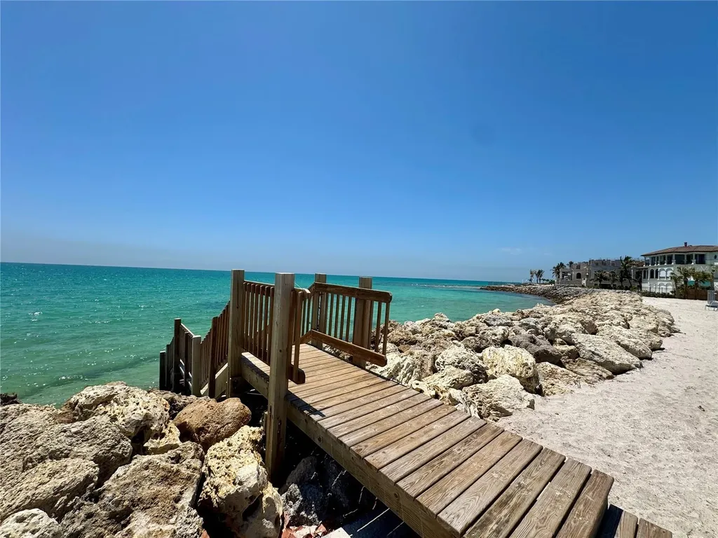 7372 Melaleuca Way Sarasota FL 34242
