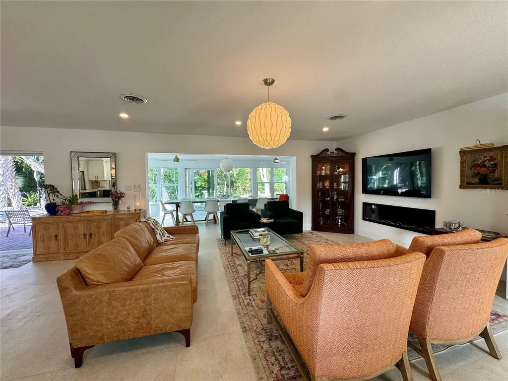 7372 Melaleuca Way Sarasota FL 34242