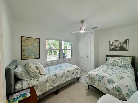 7372 Melaleuca Way Sarasota FL 34242