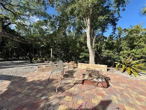 7372 Melaleuca Way Sarasota FL 34242