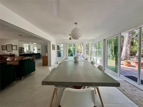 7372 Melaleuca Way Sarasota FL 34242