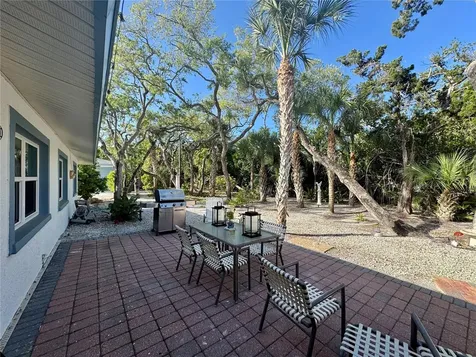 7372 Melaleuca Way Sarasota FL 34242