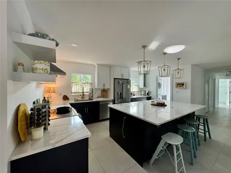 7372 Melaleuca Way Sarasota FL 34242