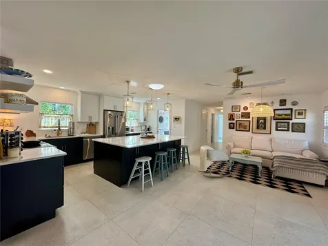 7372 Melaleuca Way Sarasota FL 34242