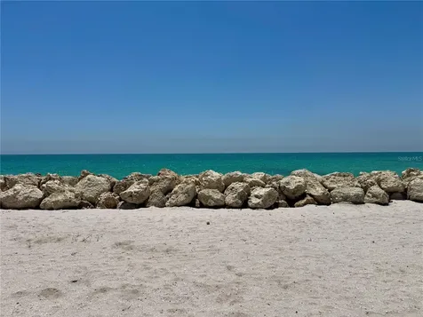 7372 Melaleuca Way Sarasota FL 34242