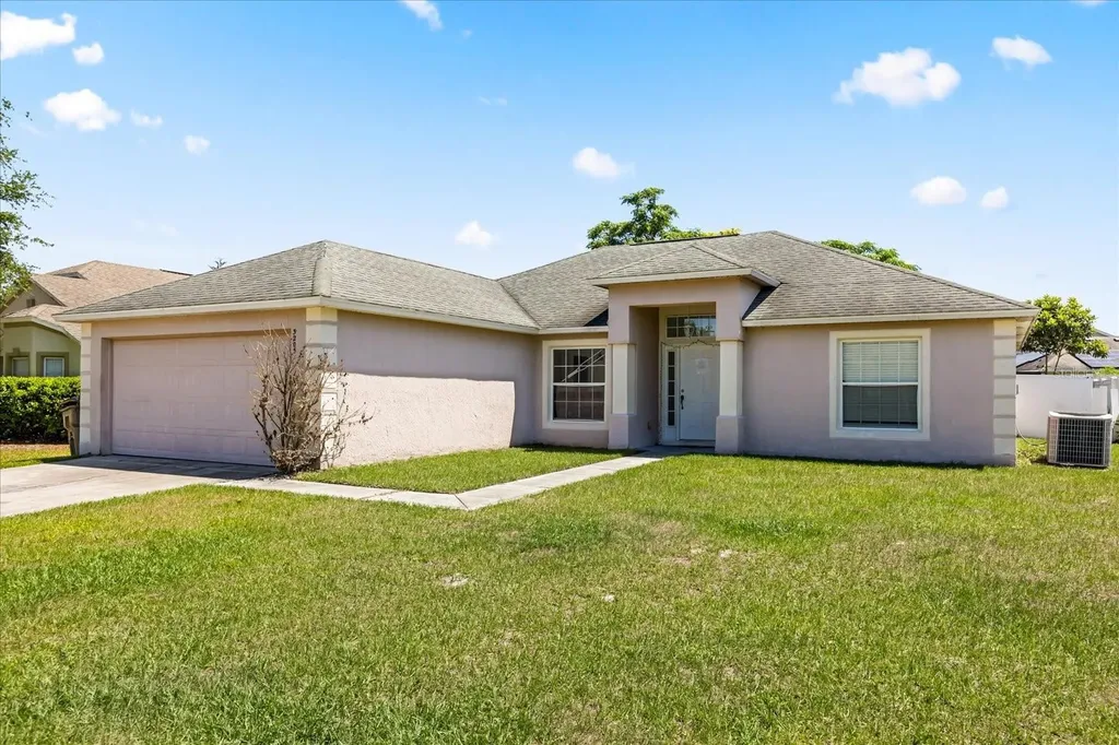 3205 Murray Hill Loop Kissimmee FL 34758