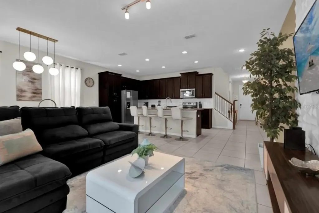 1549 Carey Palm Circle Kissimmee FL 34747