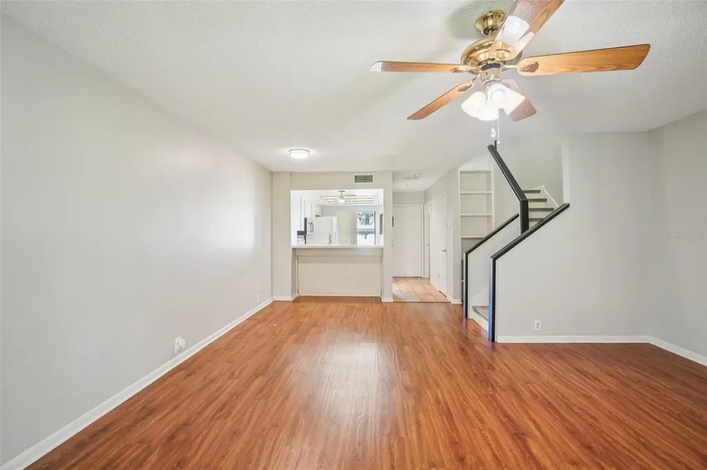 745 Oak Park Place Brandon FL 33511