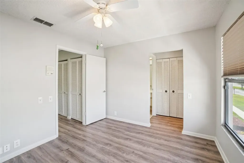 745 Oak Park Place Brandon FL 33511