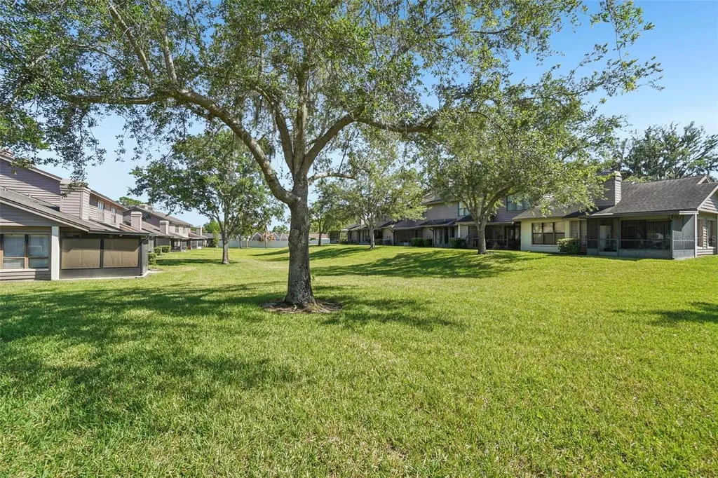 745 Oak Park Place Brandon FL 33511