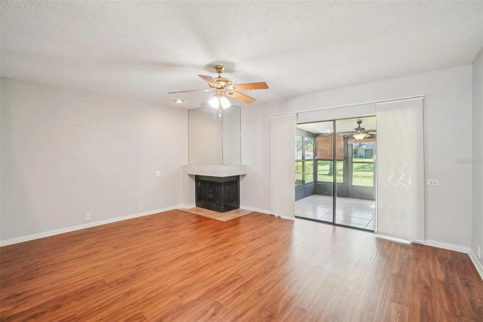 745 Oak Park Place Brandon FL 33511