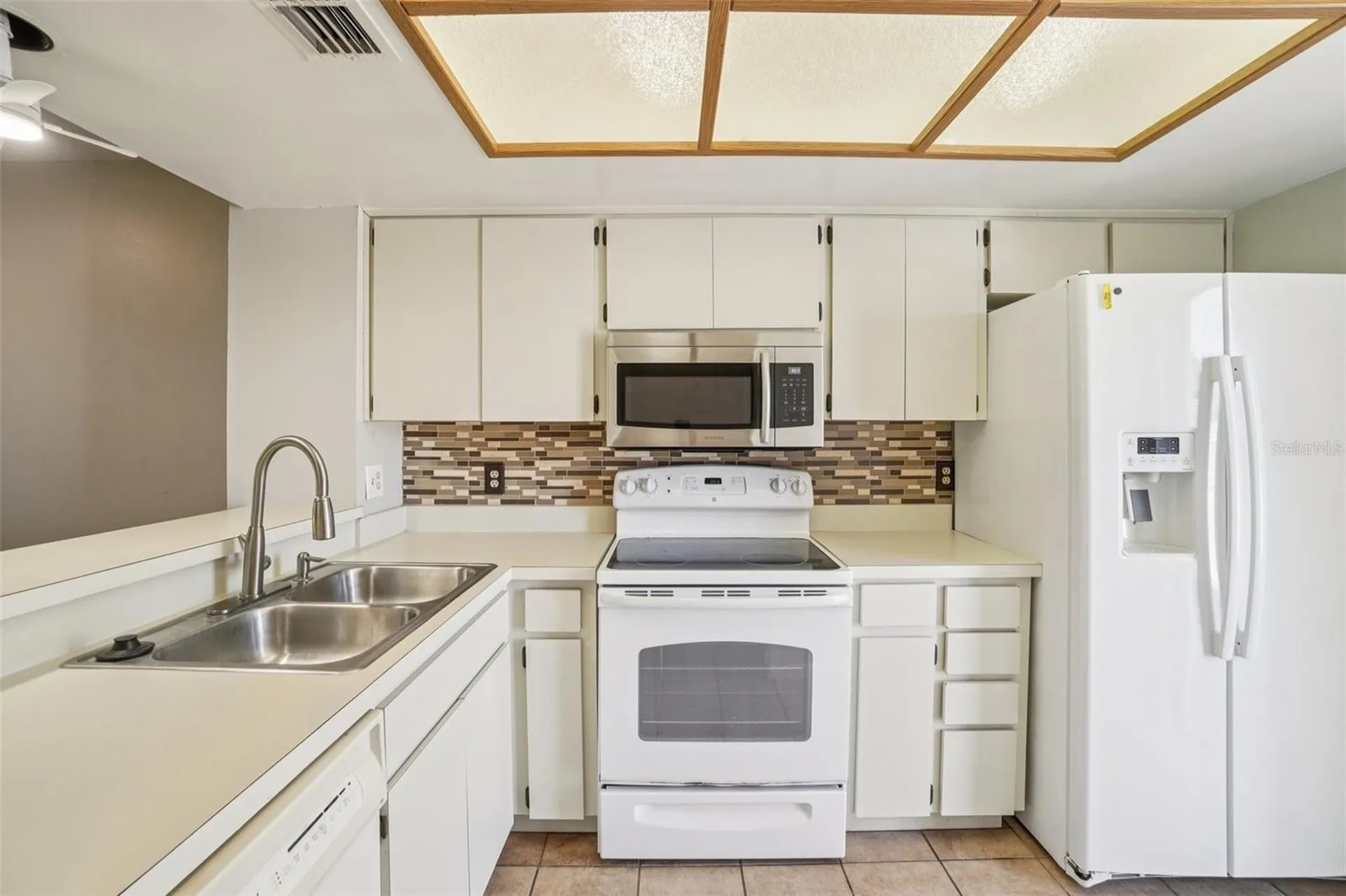 745 Oak Park Place Brandon FL 33511