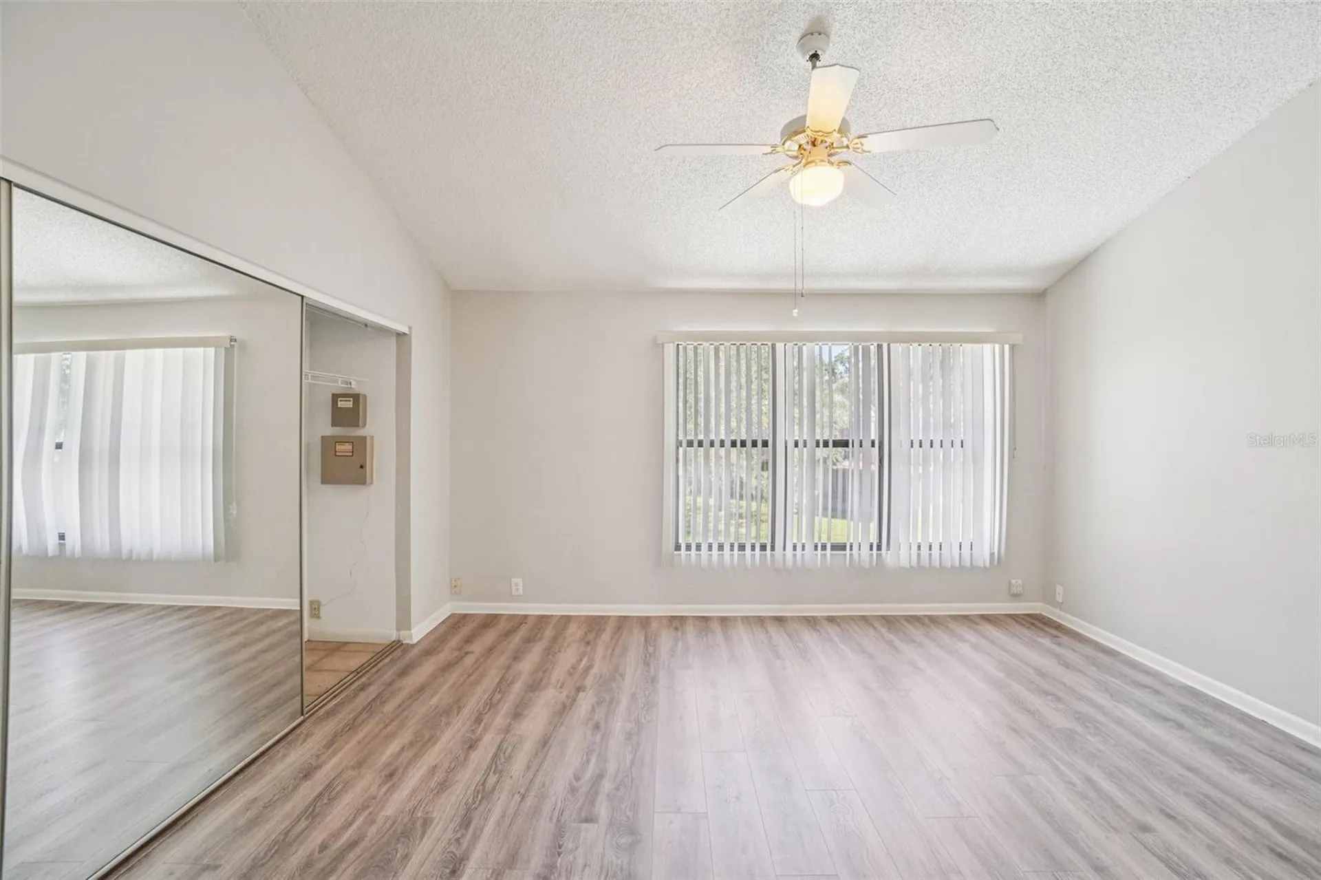 745 Oak Park Place Brandon FL 33511