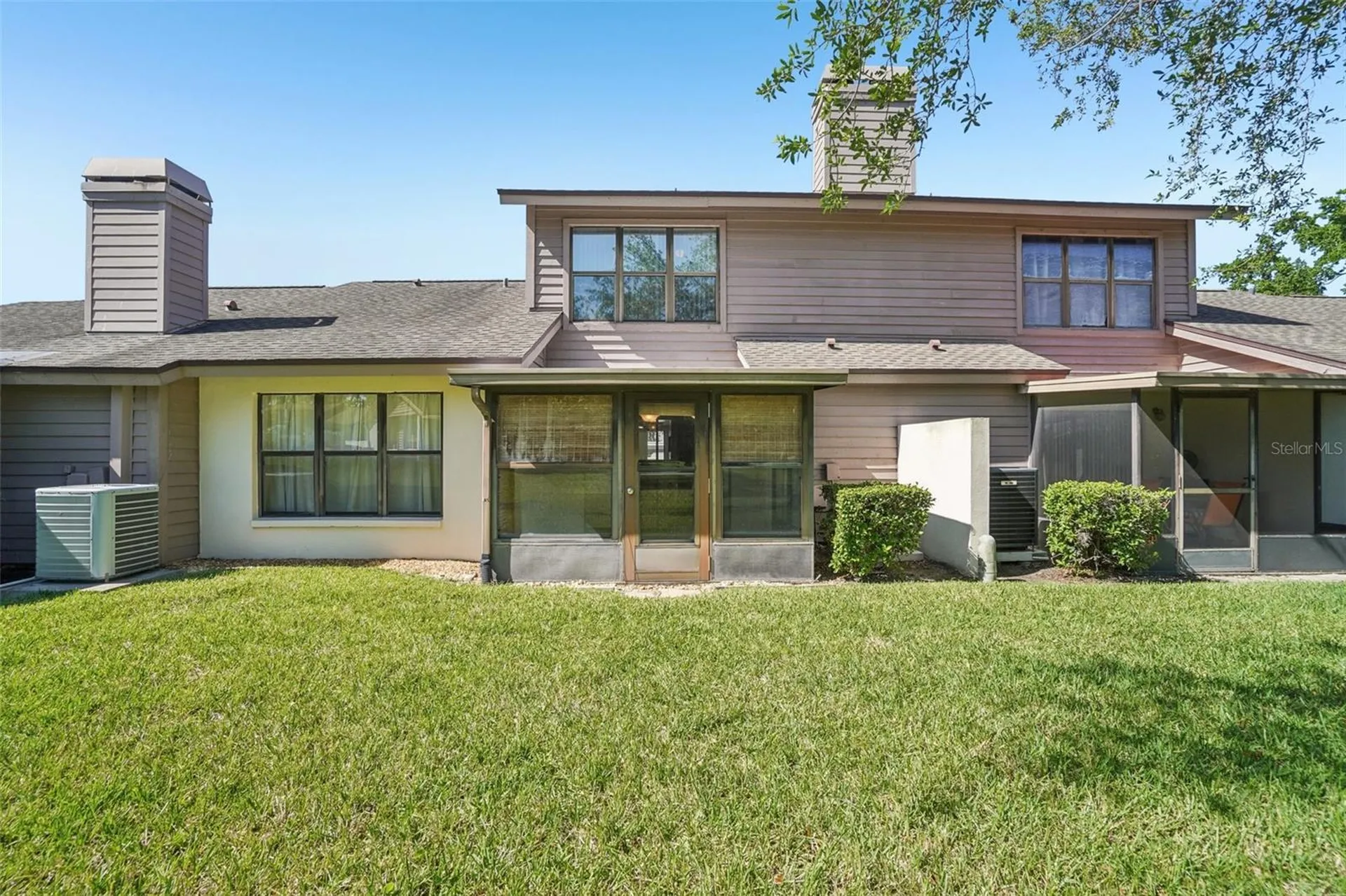 745 Oak Park Place Brandon FL 33511