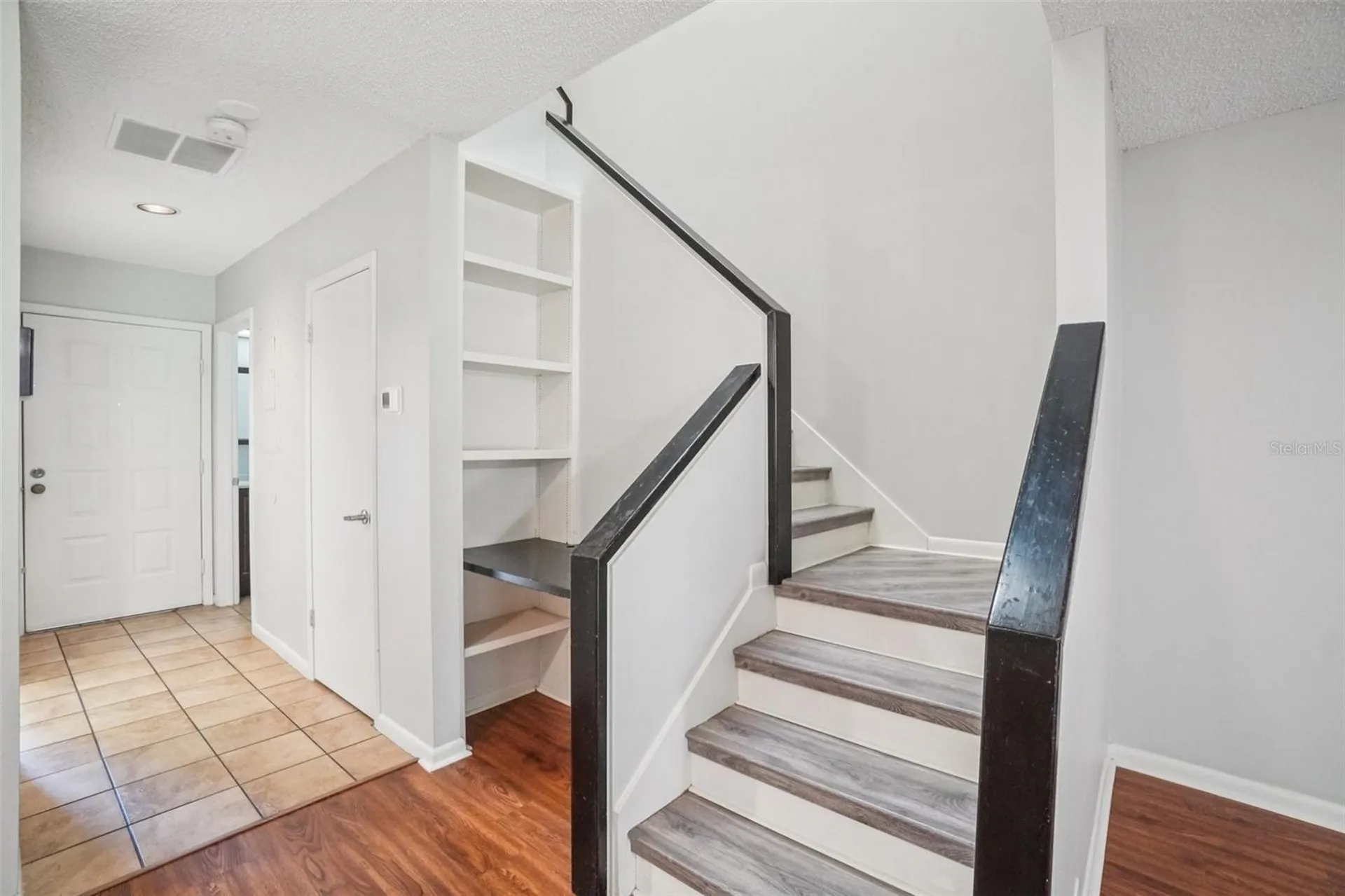745 Oak Park Place Brandon FL 33511