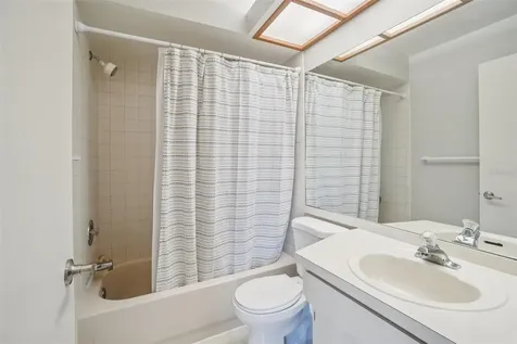 745 Oak Park Place Brandon FL 33511