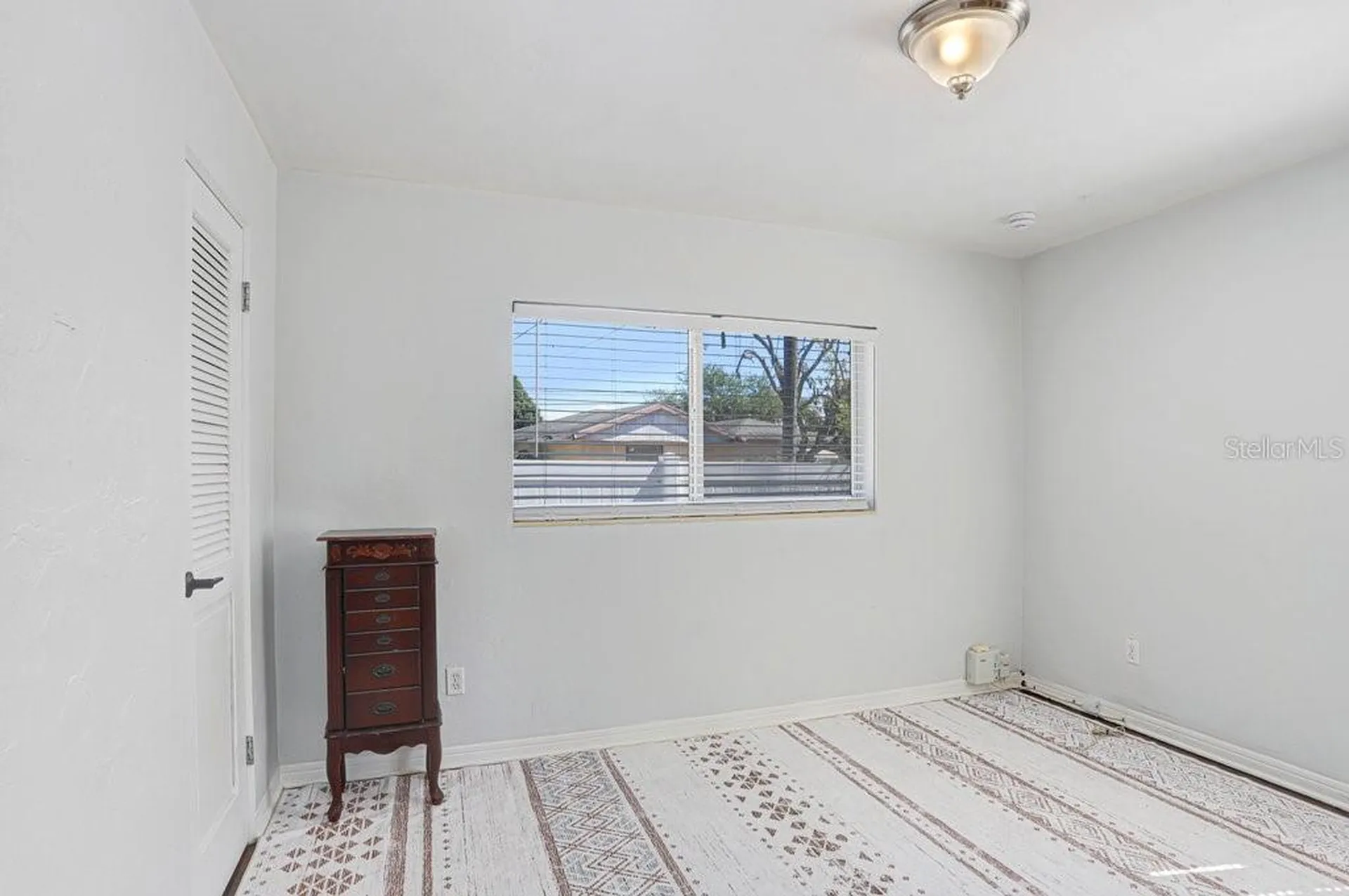 5347 10th Street N St Petersburg FL 33703