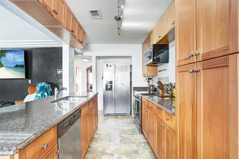 5347 10th Street N St Petersburg FL 33703