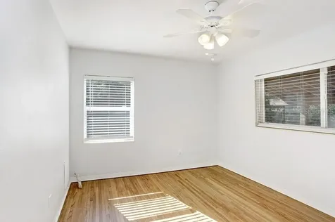5347 10th Street N St Petersburg FL 33703