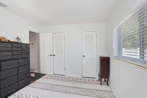 5347 10th Street N St Petersburg FL 33703