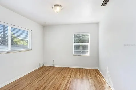 5347 10th Street N St Petersburg FL 33703