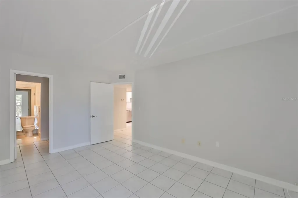 3325 Bayshore Boulevard Tampa FL 33629