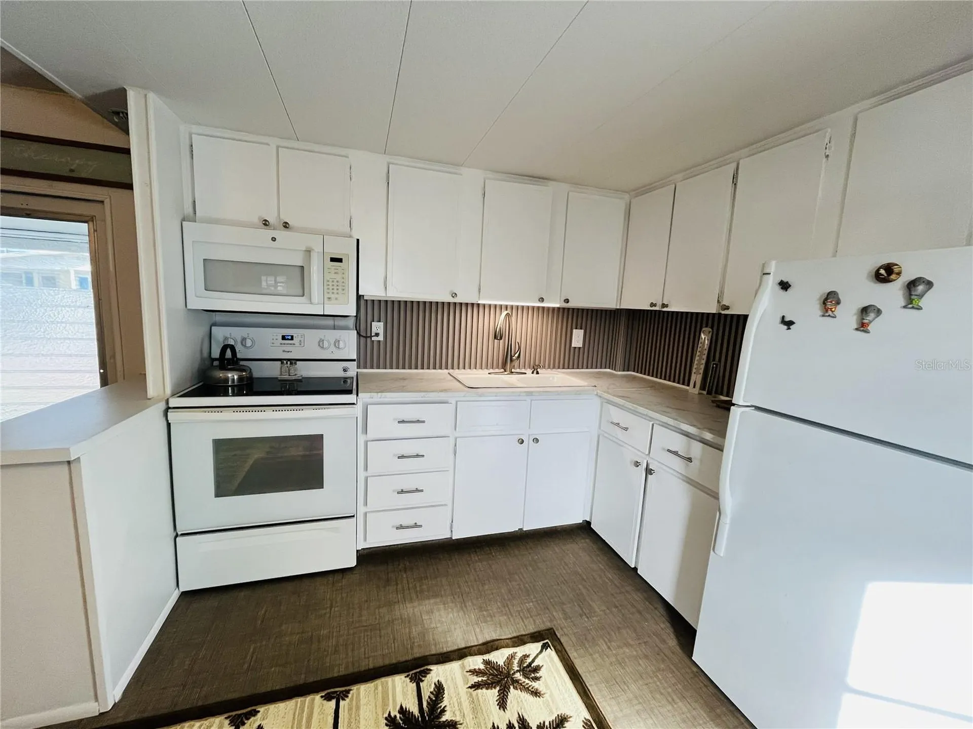 2113 Illinois Avenue Bradenton FL 34207