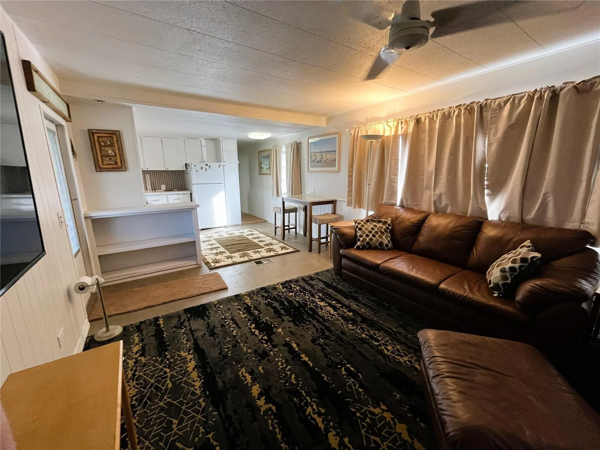 2113 Illinois Avenue Bradenton FL 34207