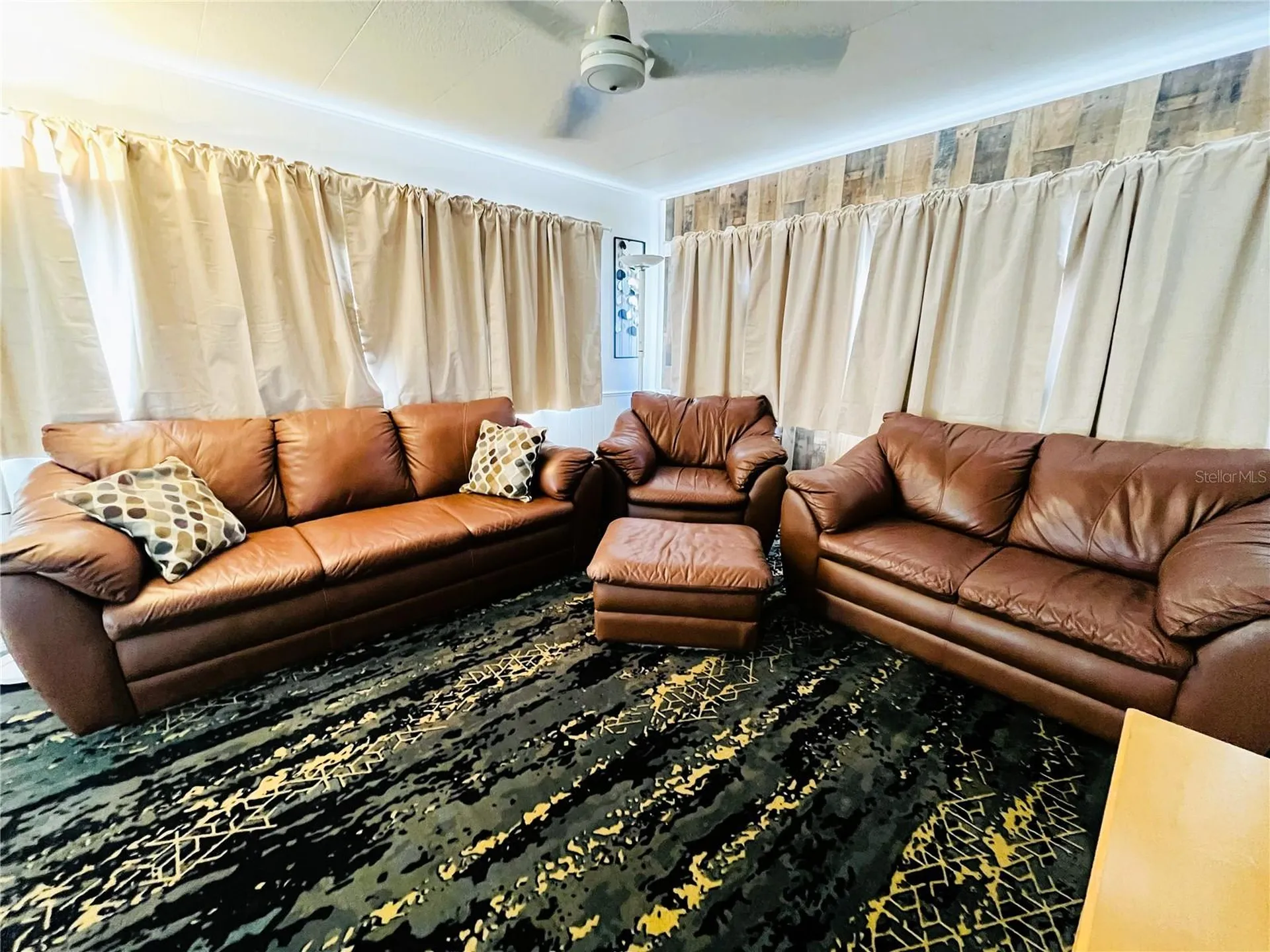 2113 Illinois Avenue Bradenton FL 34207