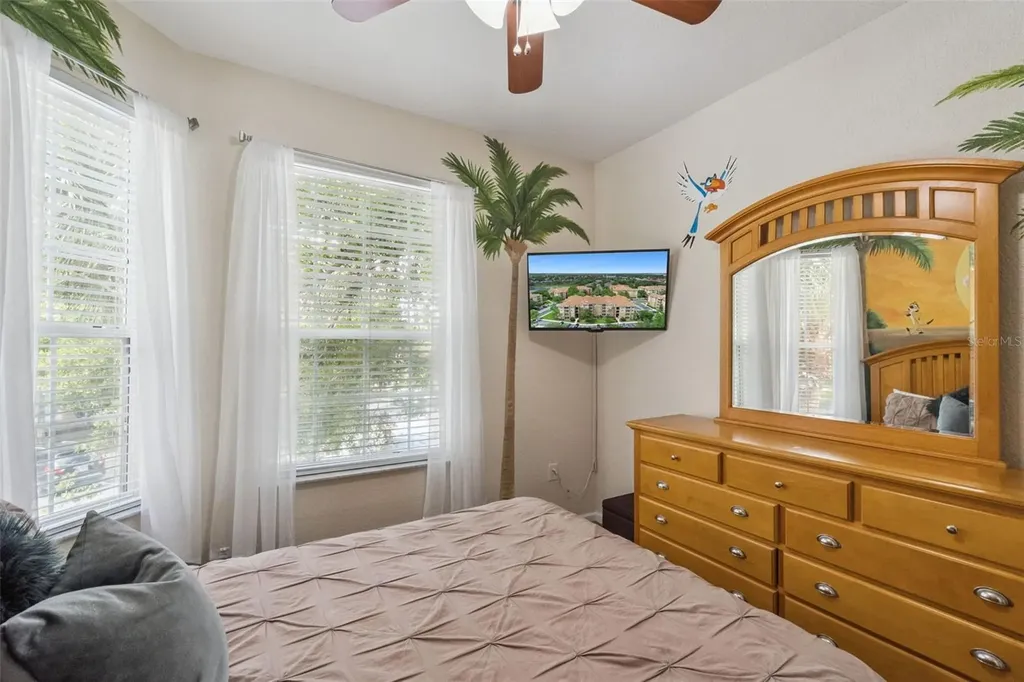 2821 Almaton Loop Kissimmee FL 34747