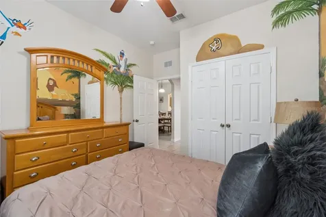 2821 Almaton Loop Kissimmee FL 34747